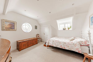 Photo 15- click for photo gallery